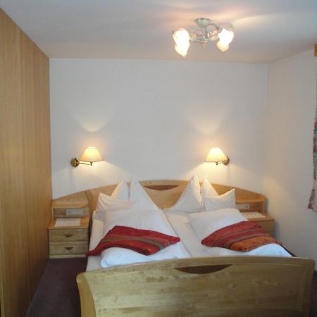 Pension & Appartement Steinwender บาด ไคลน์เคิร์ชไฮม์ ภายนอก รูปภาพ