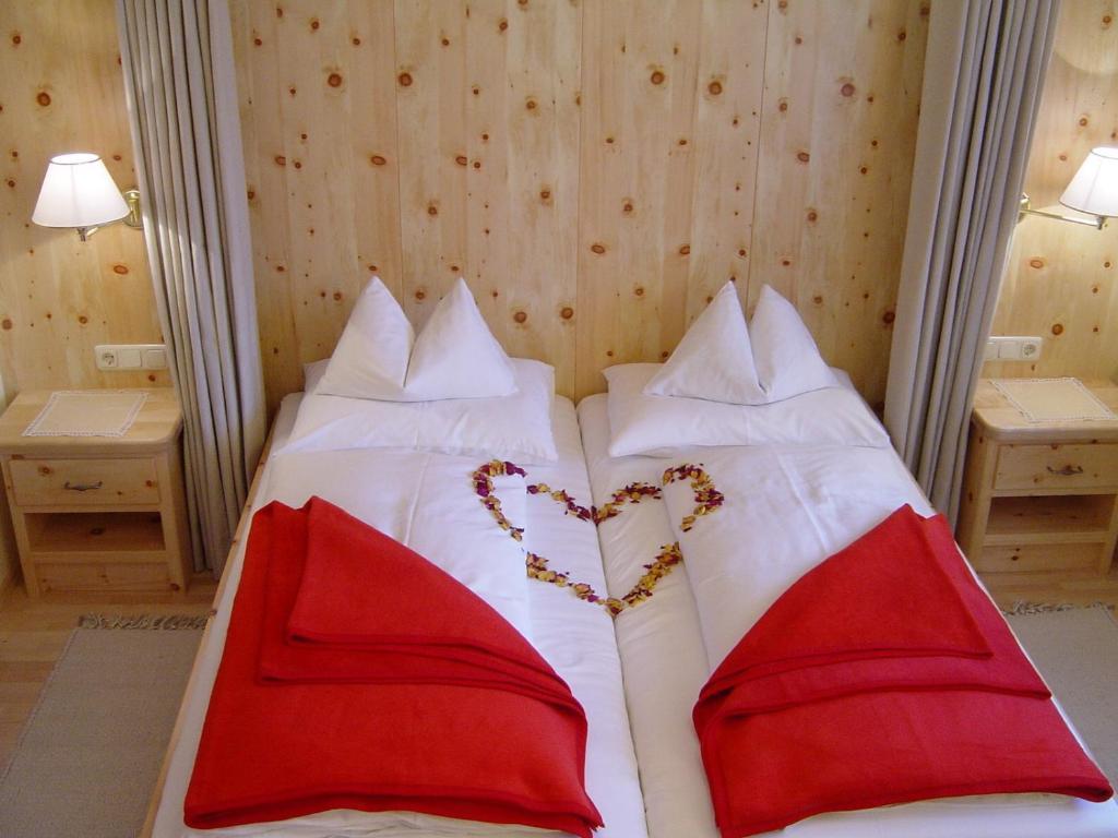 Pension & Appartement Steinwender บาด ไคลน์เคิร์ชไฮม์ ห้อง รูปภาพ