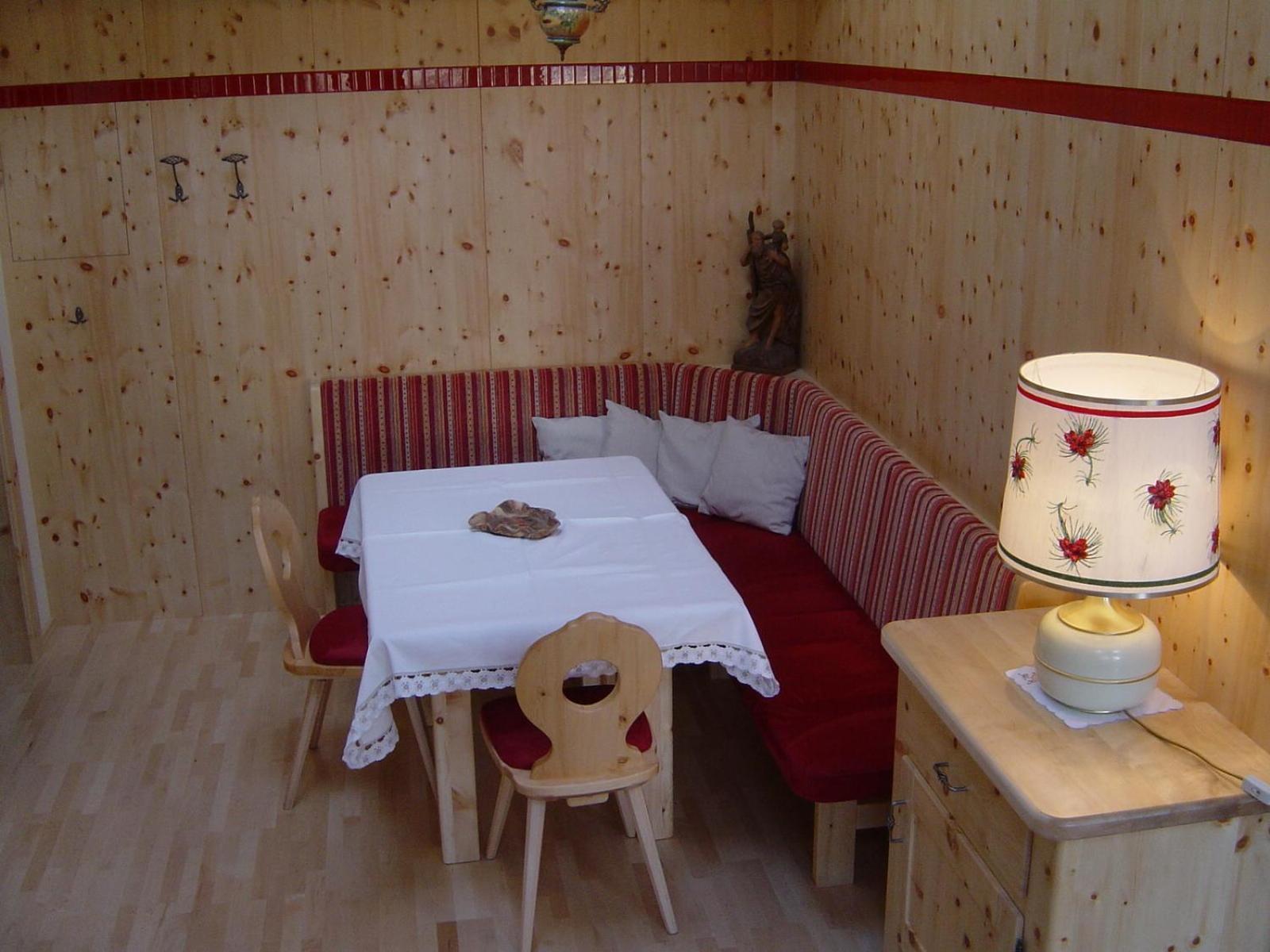 Pension & Appartement Steinwender บาด ไคลน์เคิร์ชไฮม์ ภายนอก รูปภาพ