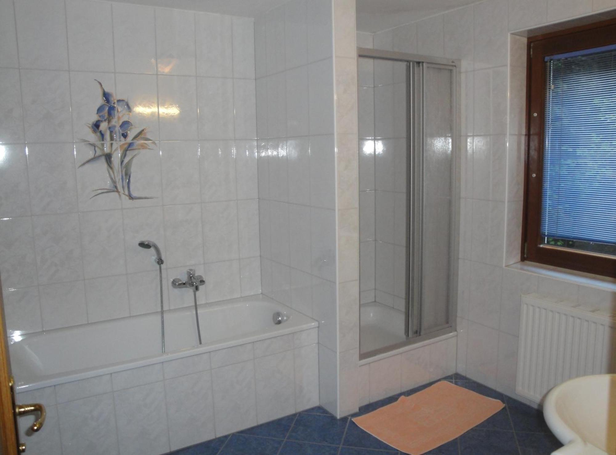 Pension & Appartement Steinwender บาด ไคลน์เคิร์ชไฮม์ ภายนอก รูปภาพ