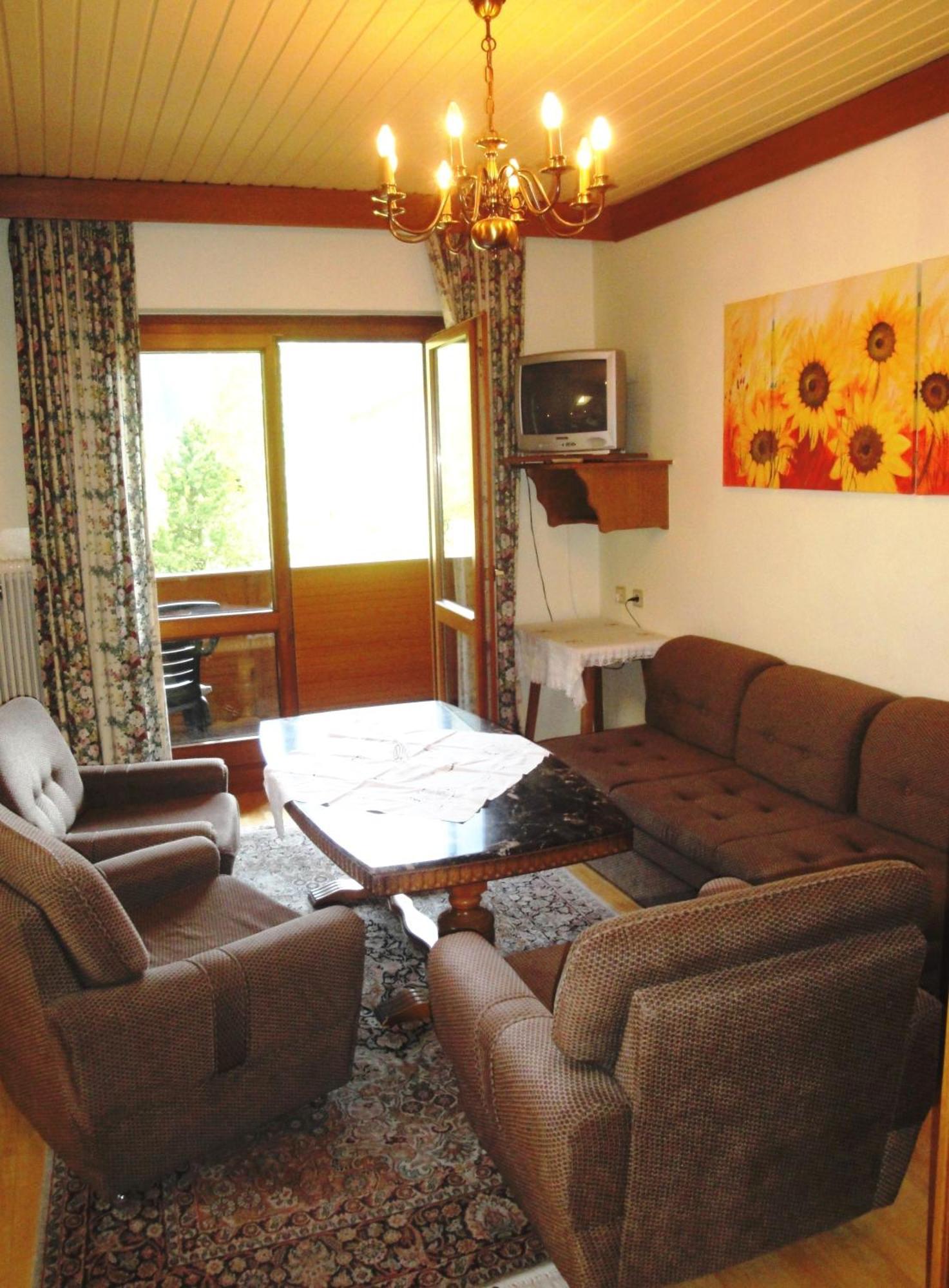 Pension & Appartement Steinwender บาด ไคลน์เคิร์ชไฮม์ ภายนอก รูปภาพ
