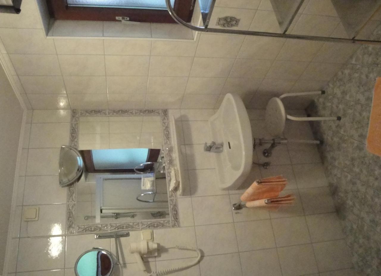 Pension & Appartement Steinwender บาด ไคลน์เคิร์ชไฮม์ ภายนอก รูปภาพ